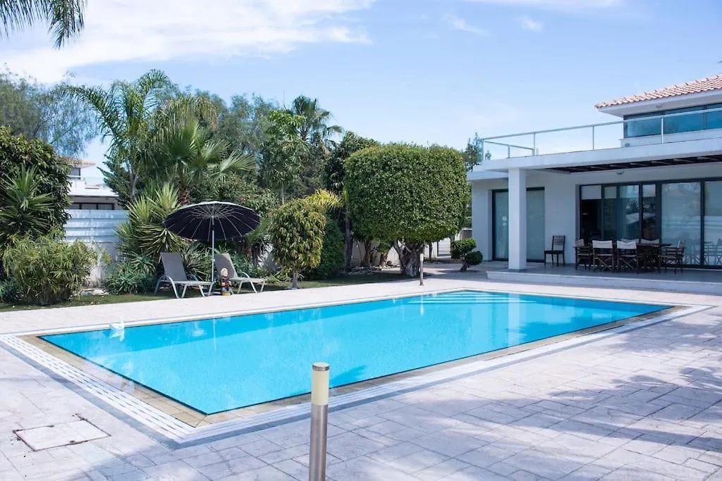 Maestro Villa - Pervolia location
